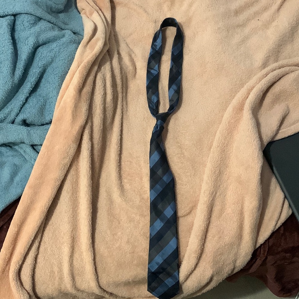 Blue tie
